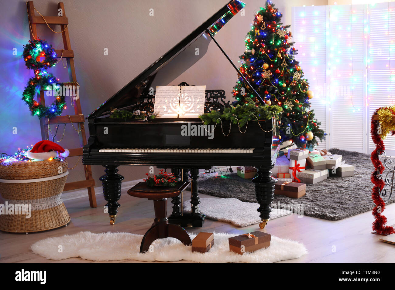 Piano With Christmas Decorations Stock Photo 256138876 Alamy