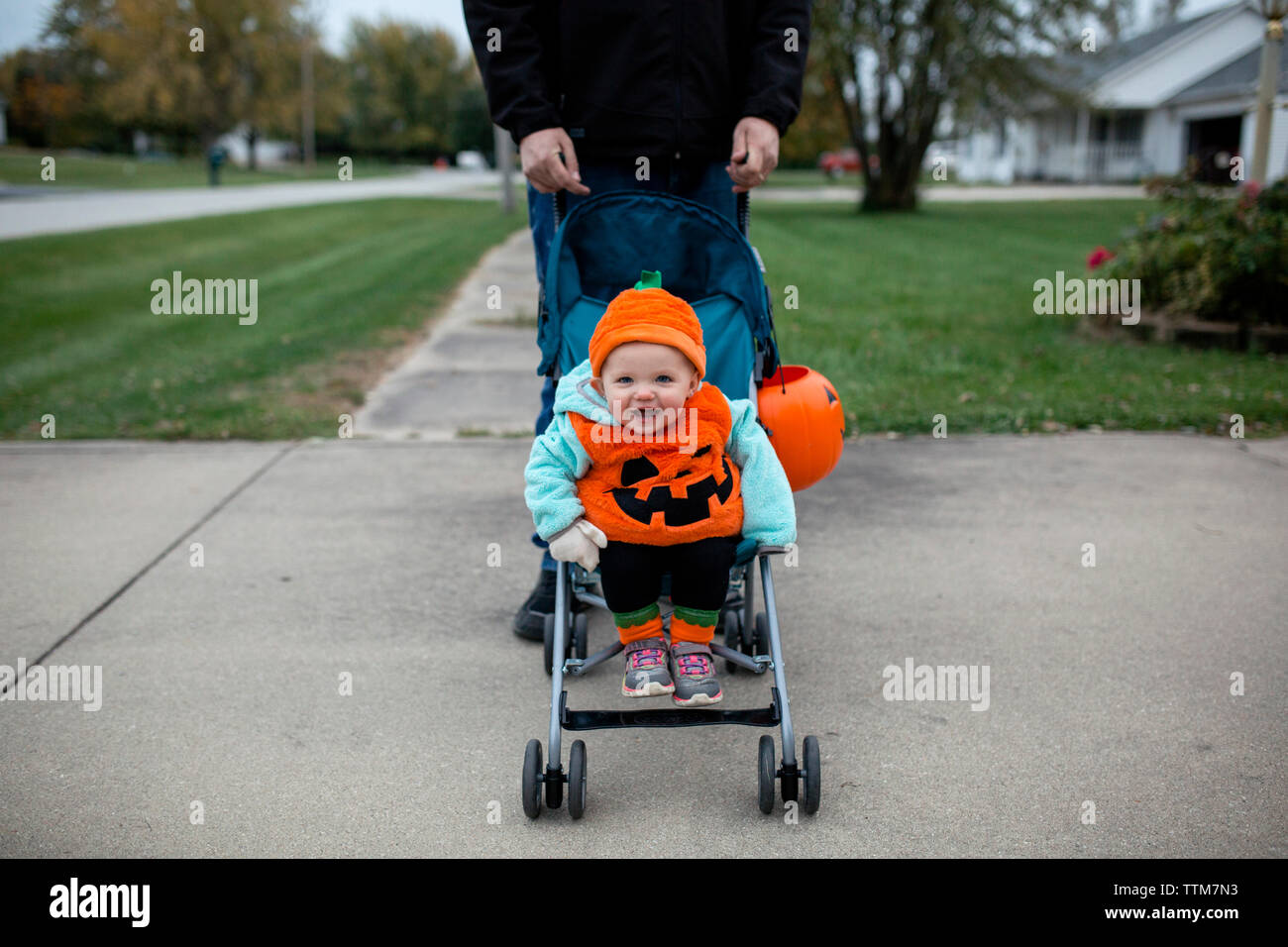 Girl in baby stroller hi-res stock photography and images - Alamy