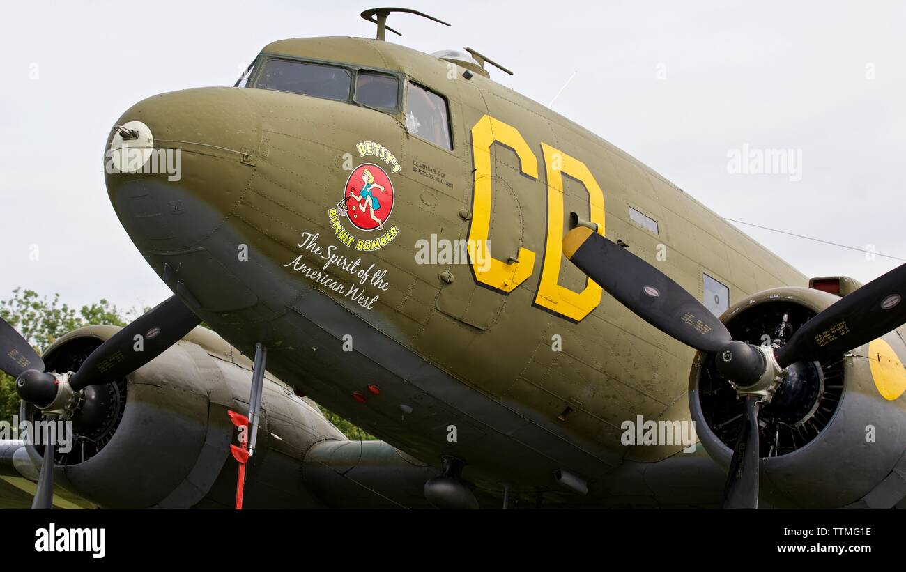 1944 Douglas C-47 Skytrain “Betsy’s Biscuit Bomber” at Shuttleworth to Commemorate the 75th anniversary of D-Day Stock Photo