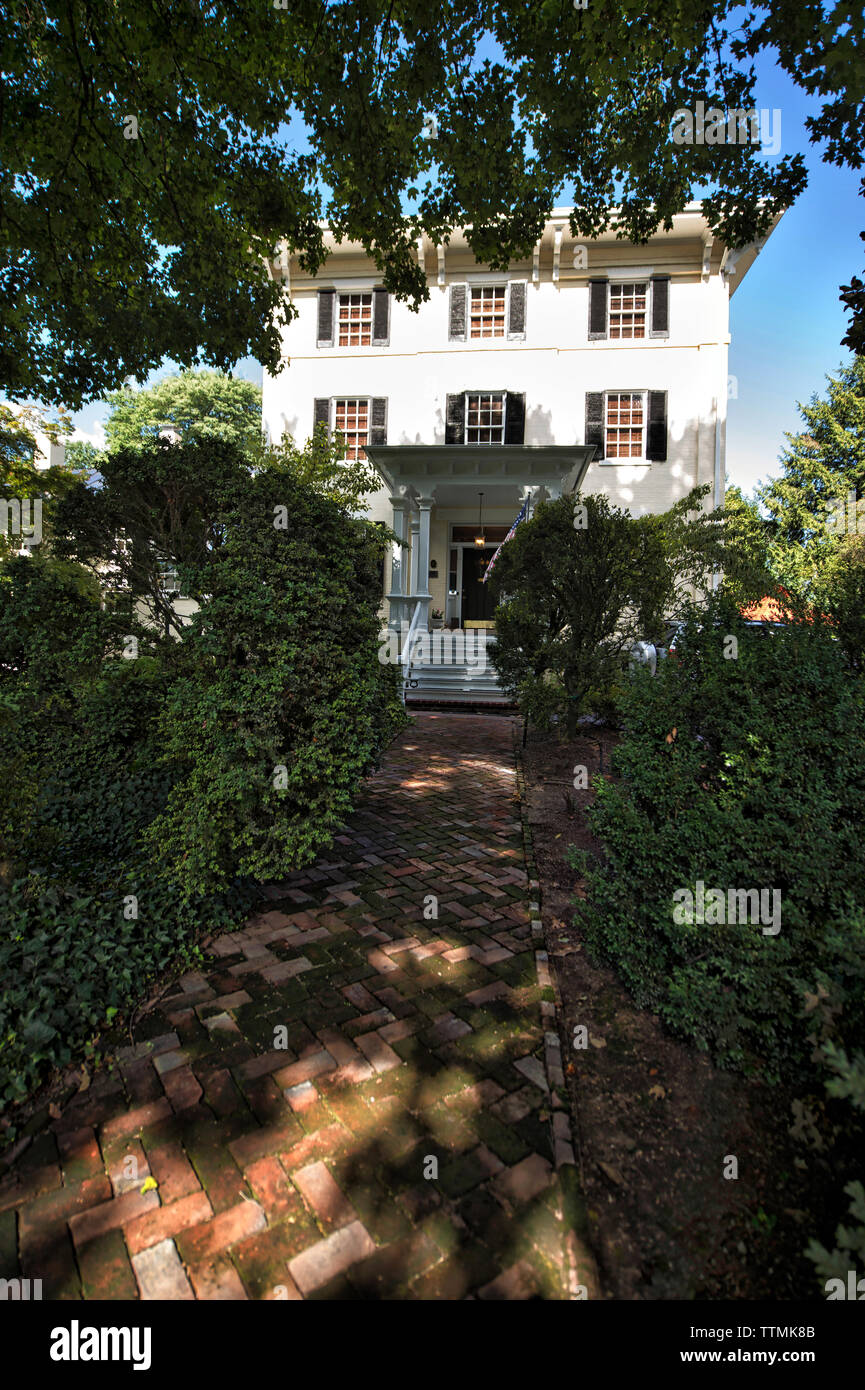 Glenfiddich house hires stock photography and images Alamy