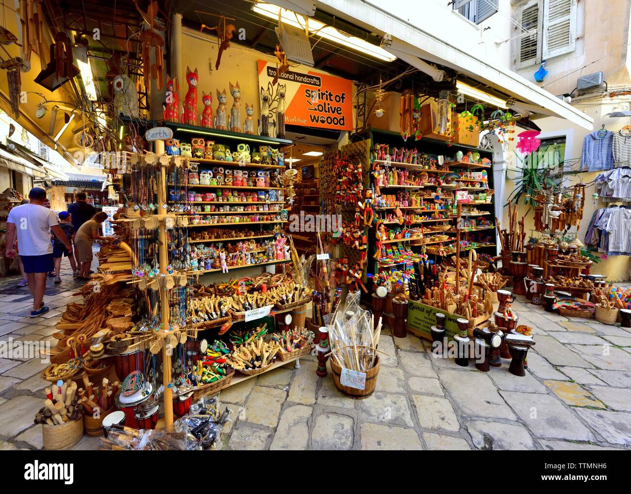 Corfu old town,olive wood souvenir shop,narrow street,tourist shops,Kerkyra,Ionian  islands,Greek islands,Greece Stock Photo - Alamy