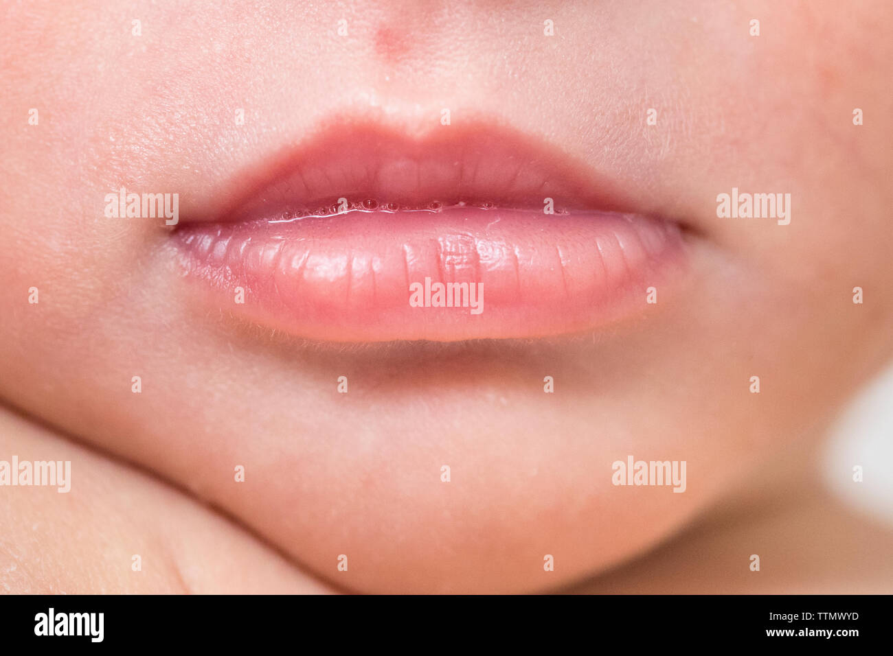 Baby lips hi-res stock photography and images - Alamy