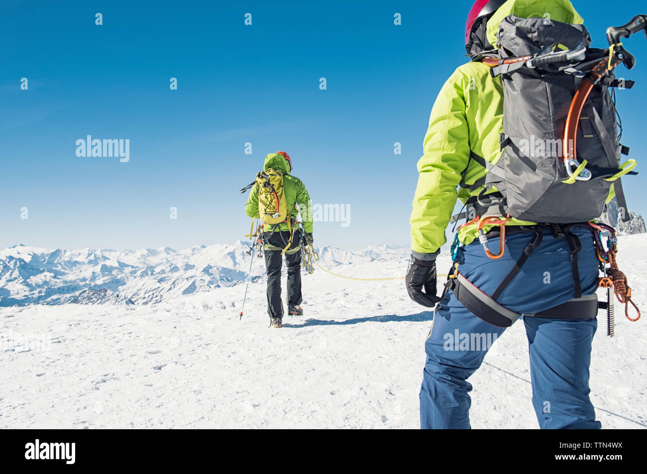 Rope walking hi-res stock photography and images - Alamy