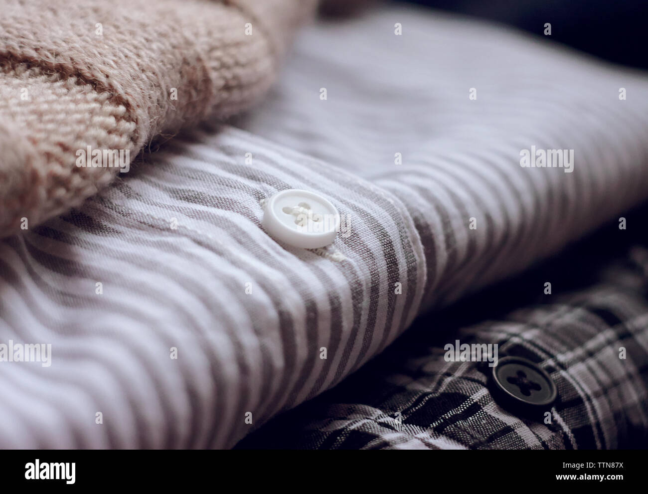 White and grey checkered shirt hi-res stock photography and images - Alamy