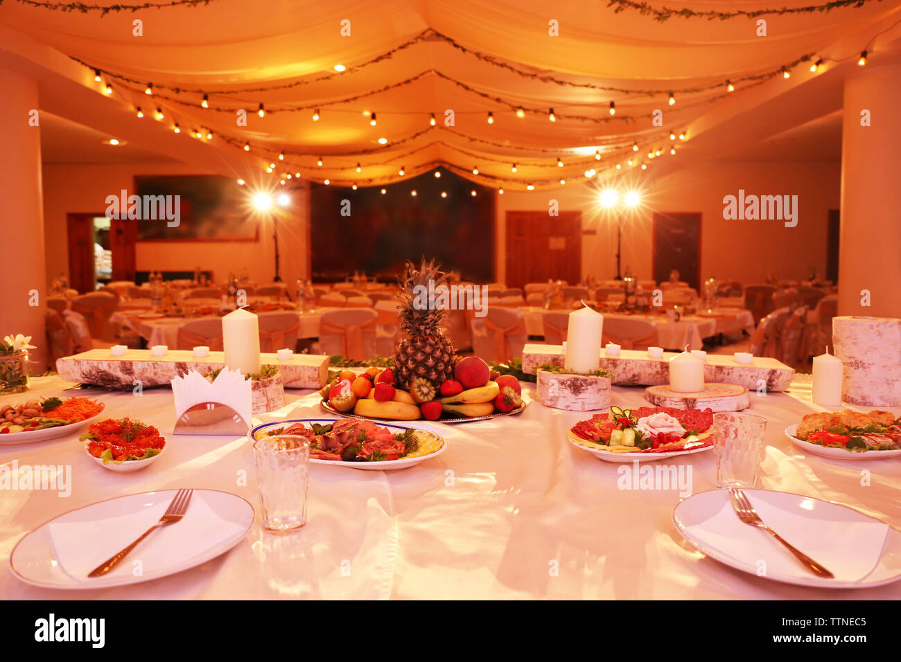 Wedding dinner table in restaurant Stock Photo Alamy