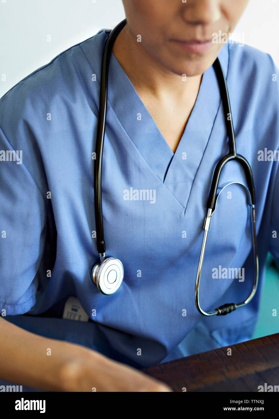 Female doctor stethoscope hi-res stock photography and images - Alamy