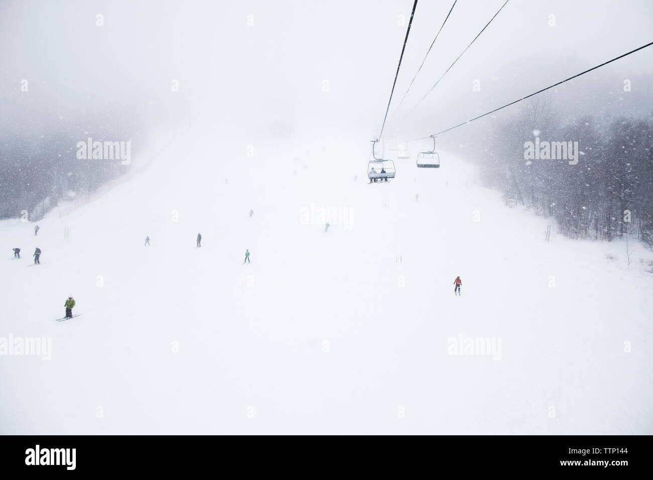 Covered lift hi-res stock photography and images - Alamy