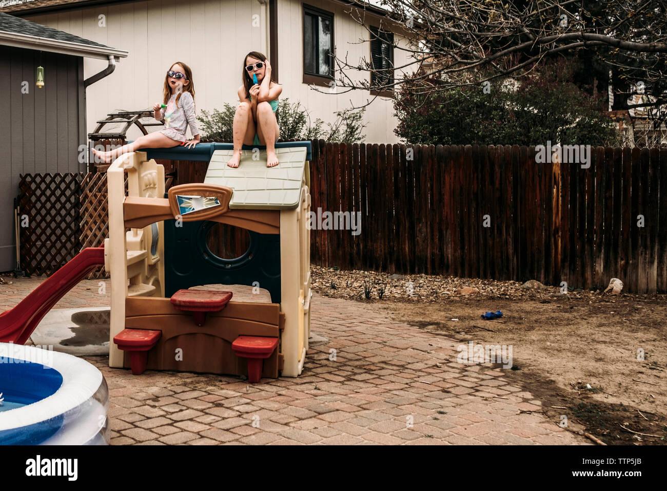 Backyard Play Equipment Hi res Stock Photography And Images Alamy backyard-play-equipment-hi-res-stock-photography-and-images-alamy