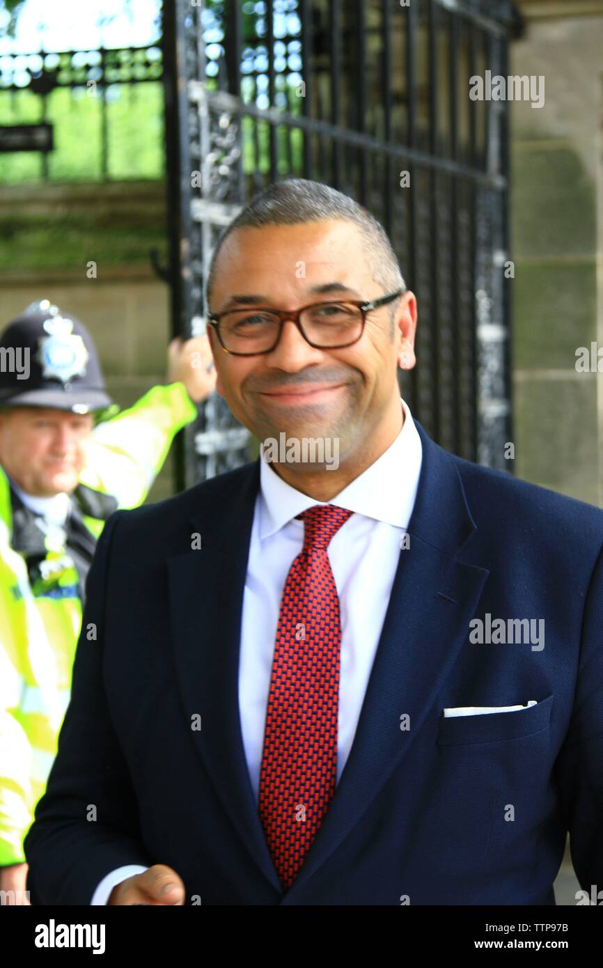 JAMES CLEVERLY MP IN WESTMINSTER, LONDON,UK ON 17TH JUNE 2019. CONSERVATIVE PARTY MPS. BRITISH PLITICIANS. UK POLITICS. POLITICS. TORY. TORY'S. TORIES. CONSERVATIVE AND UNIONIST PARTY. Stock Photo