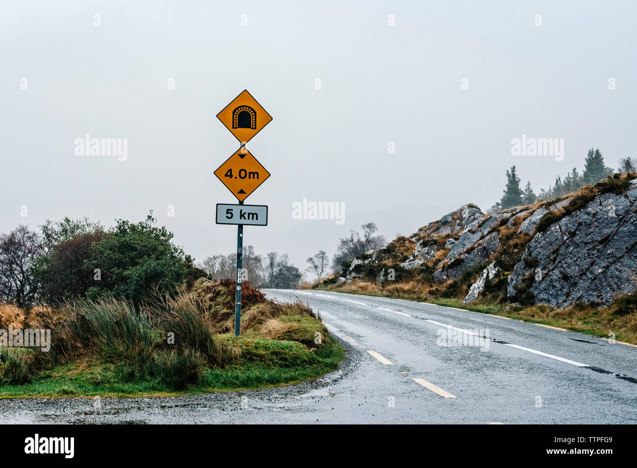 Ring Rroad Sign Ring road empty hi-res stock photography and images - Alamy