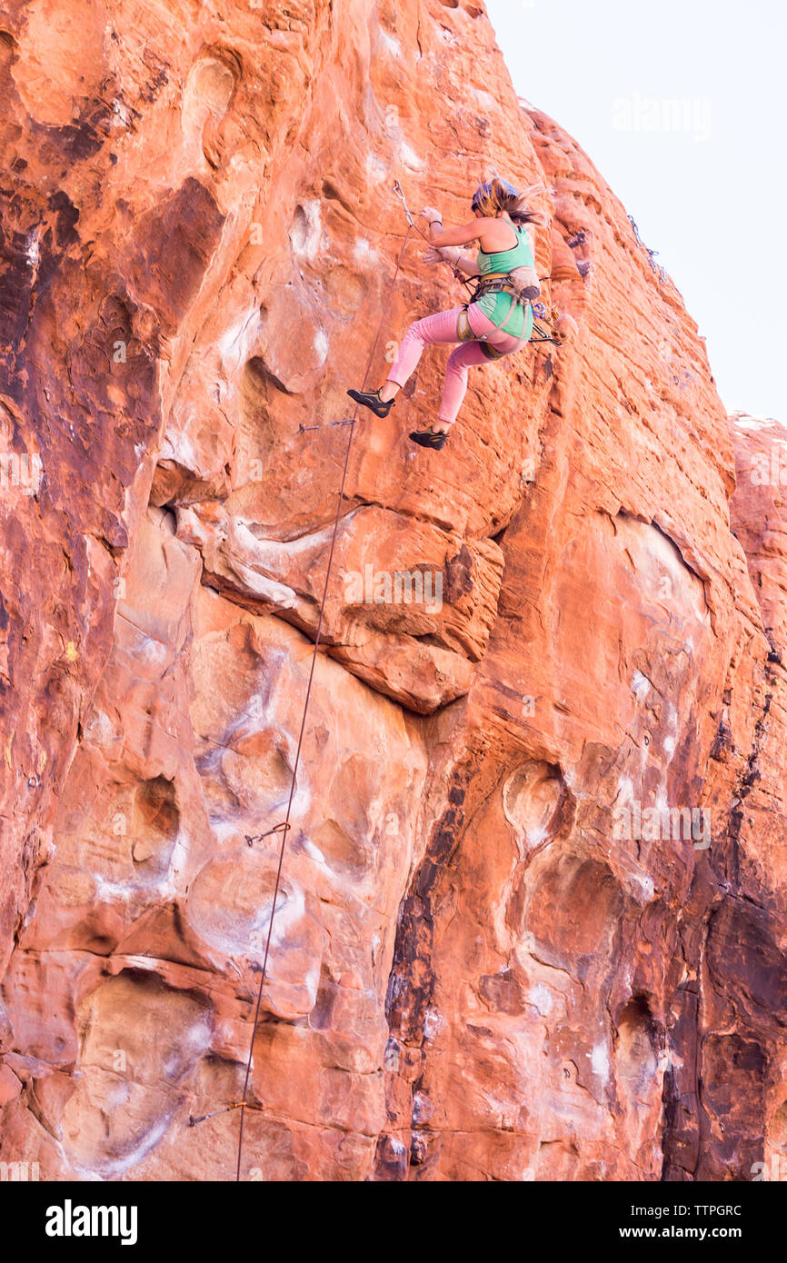 Rappelling equipment hi-res stock photography and images - Alamy