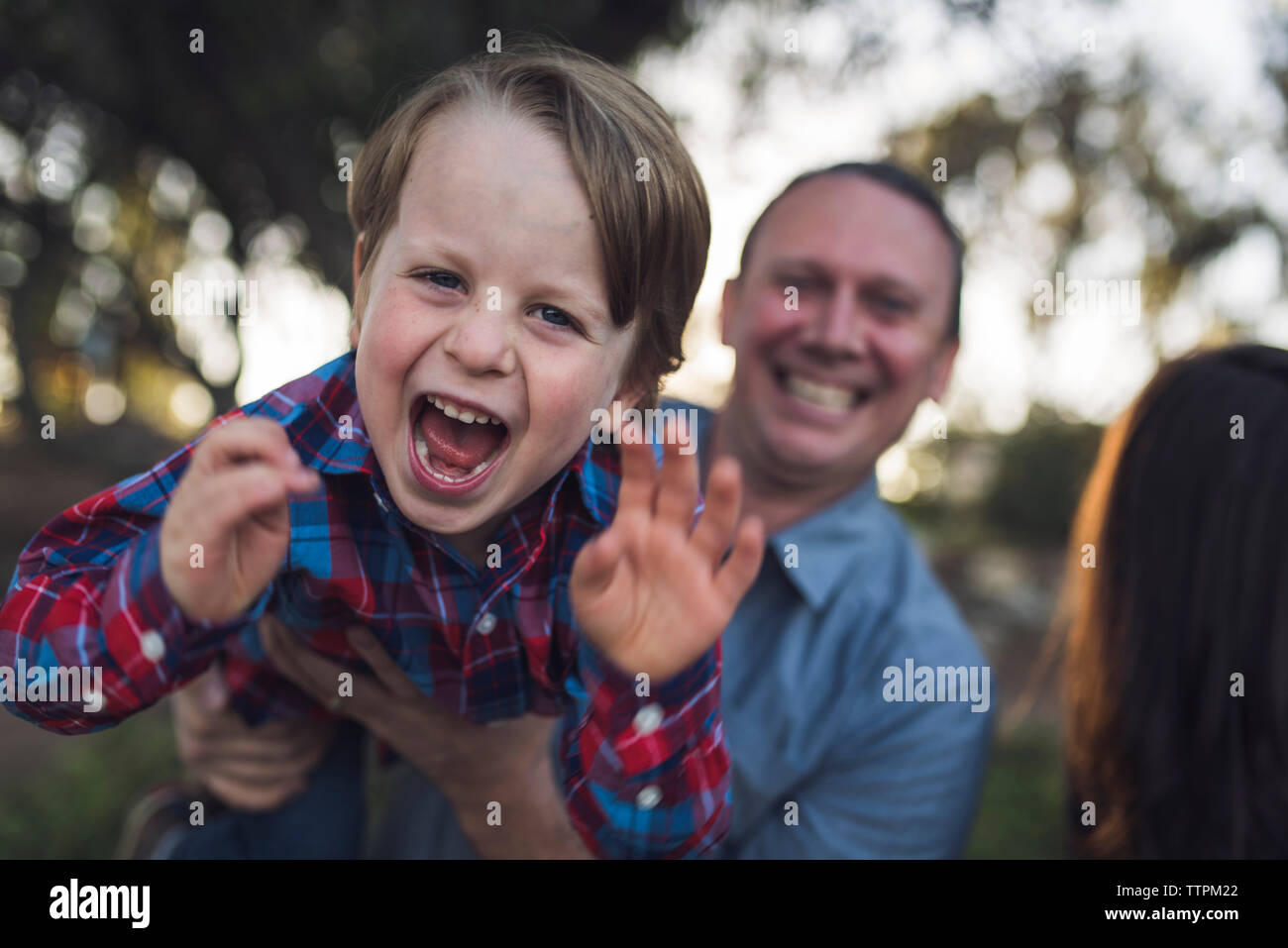 Father son cheerful fun playful hi-res stock photography and images - Alamy