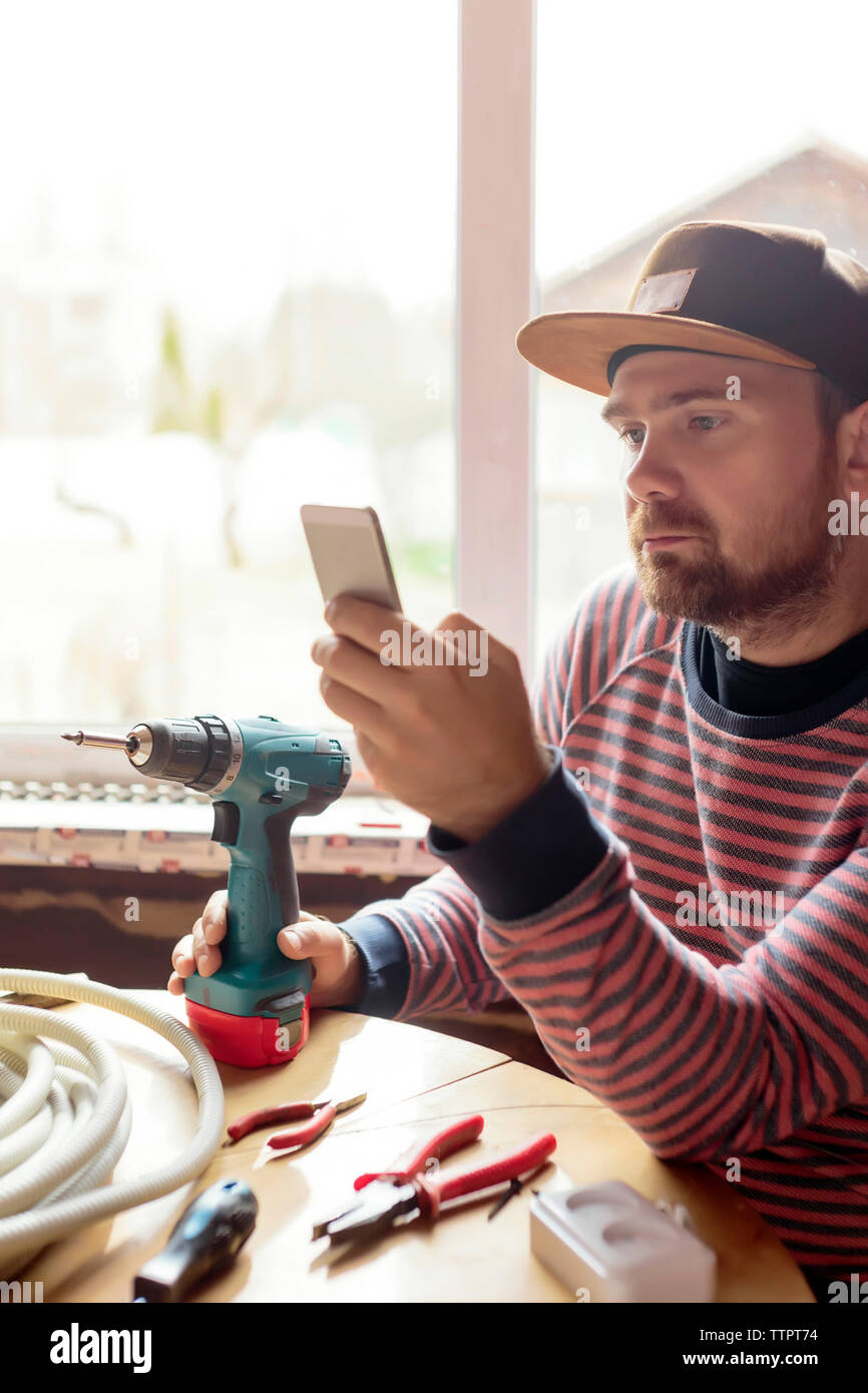 Human Using Smart Tools Smart technology tools hi-res stock photography and images - Alamy