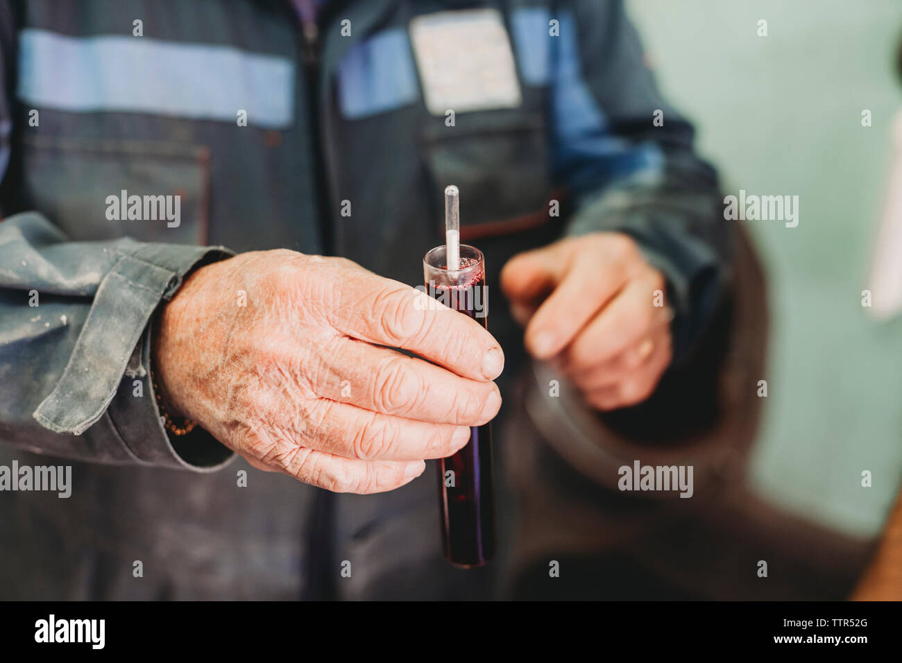 Wine testing laboratory hi-res stock photography and images - Alamy