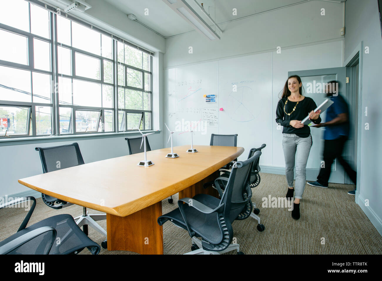 Business boardroom chairs hi-res stock photography and images - Alamy