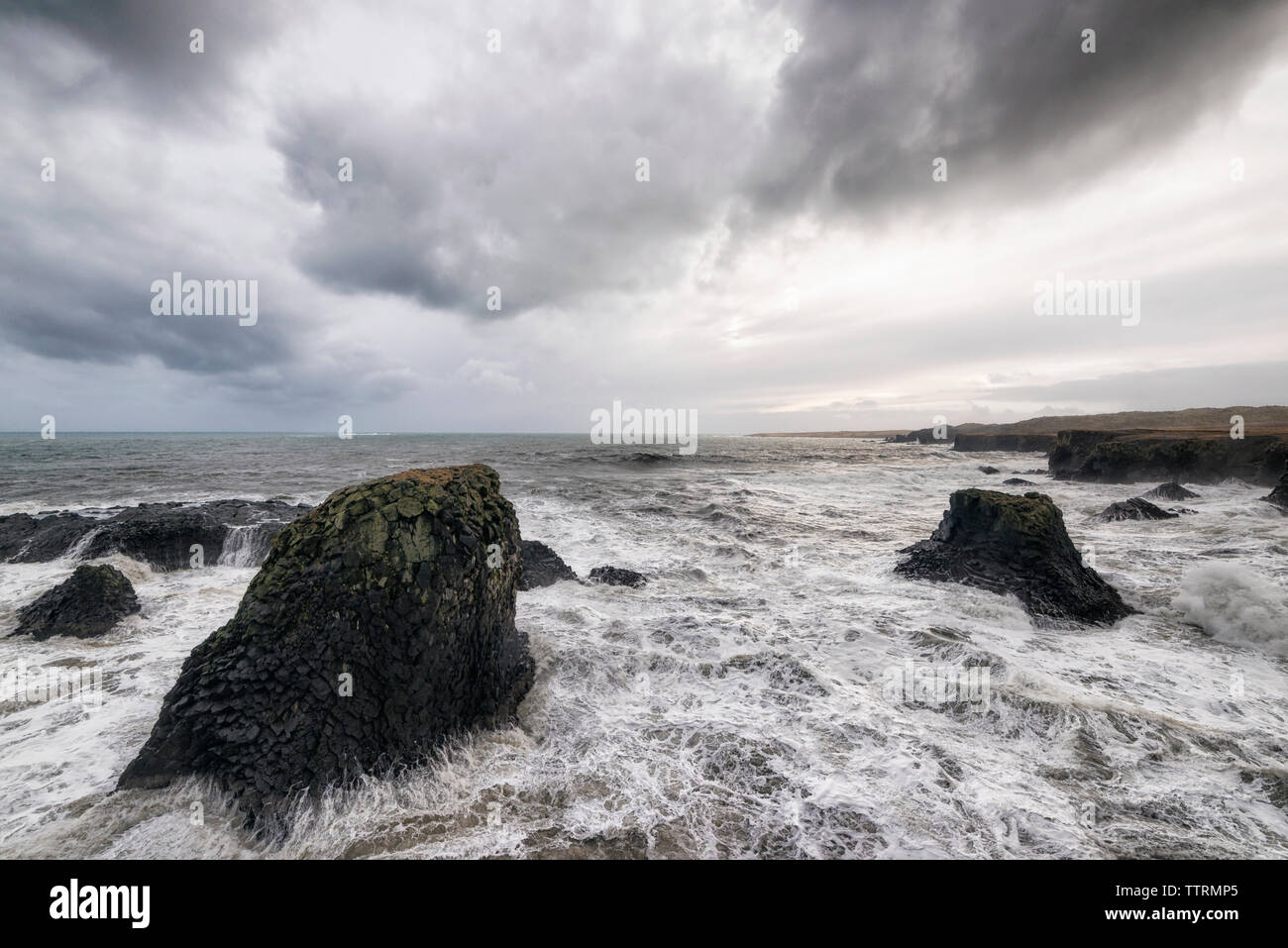 Rushing rocks hi-res stock photography and images - Alamy