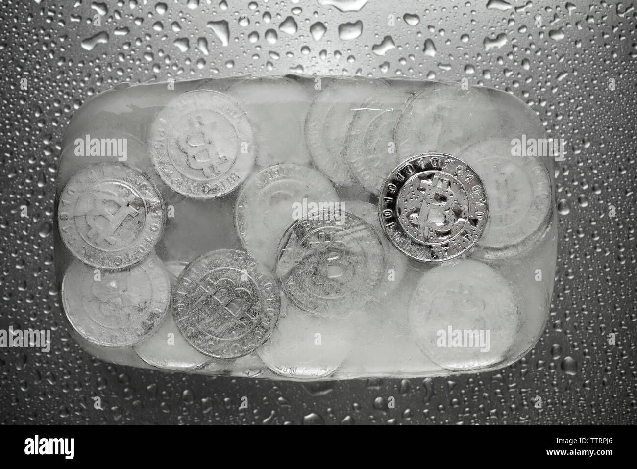 Cryptocurrency frozen hi-res stock photography and images - Alamy