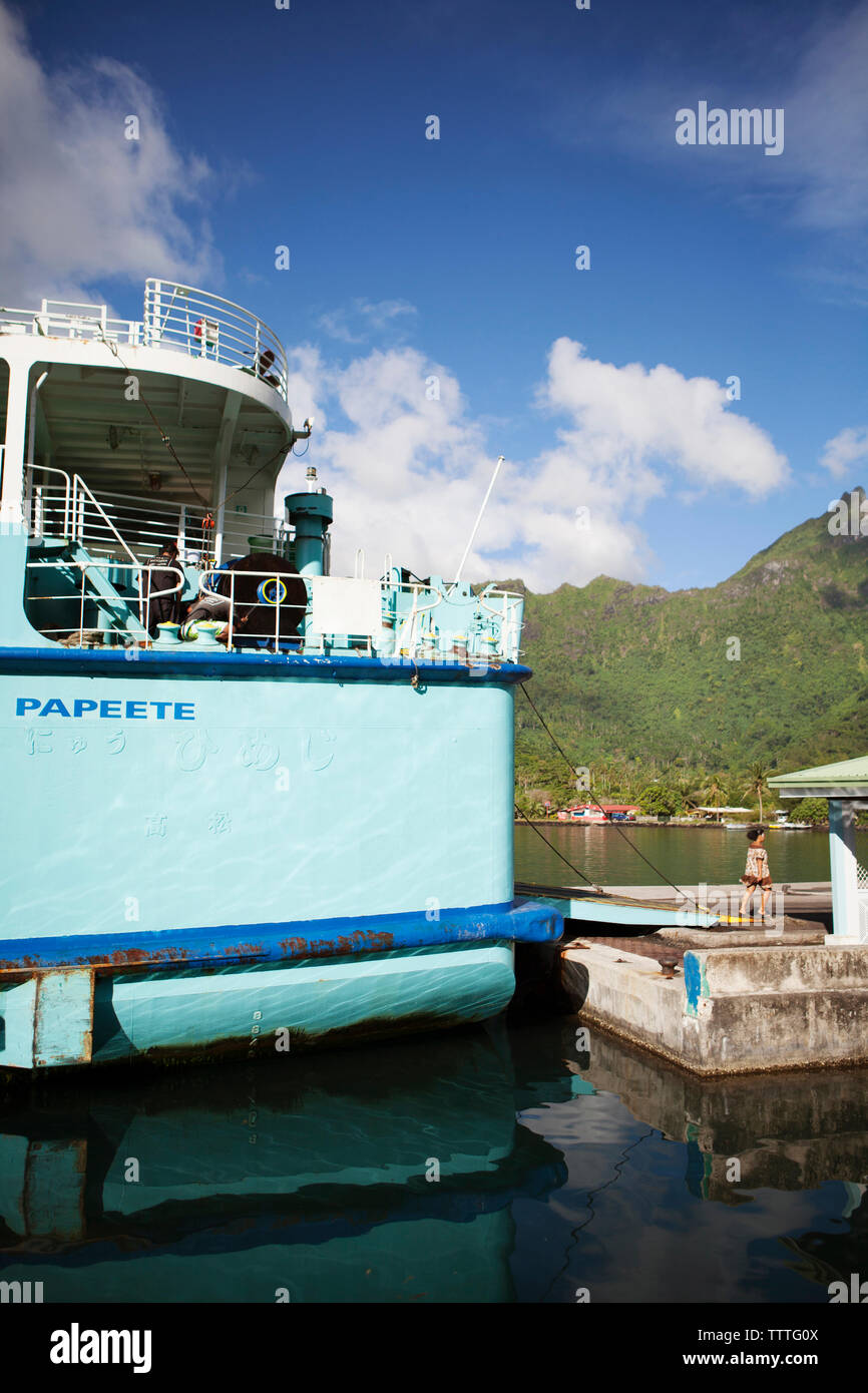FRENCH POLYNESIA, Moorea. The Ferry to Papeete, Tahiti Stock Photo Alamy