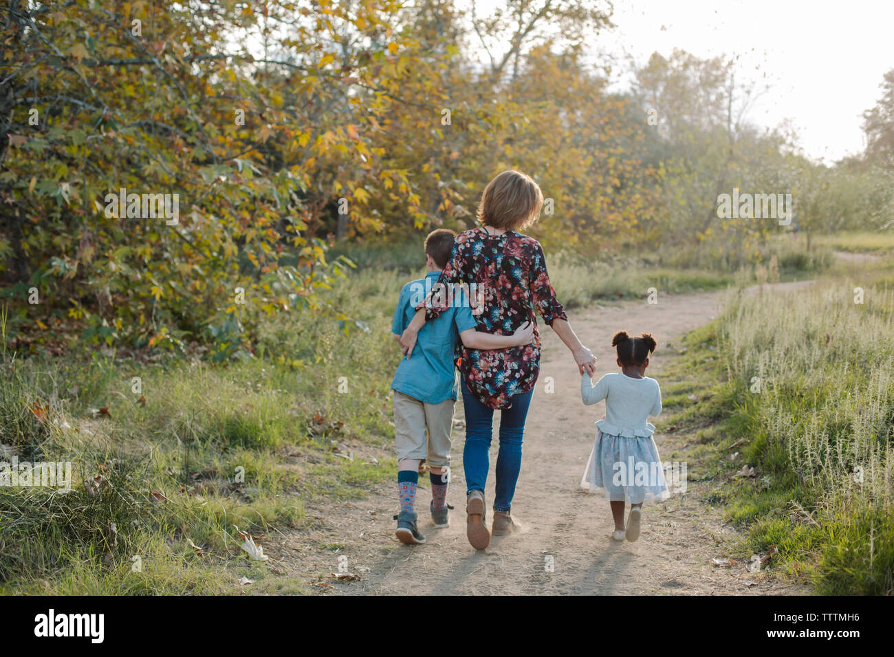 African american girl group rear view hi-res stock photography and ...
