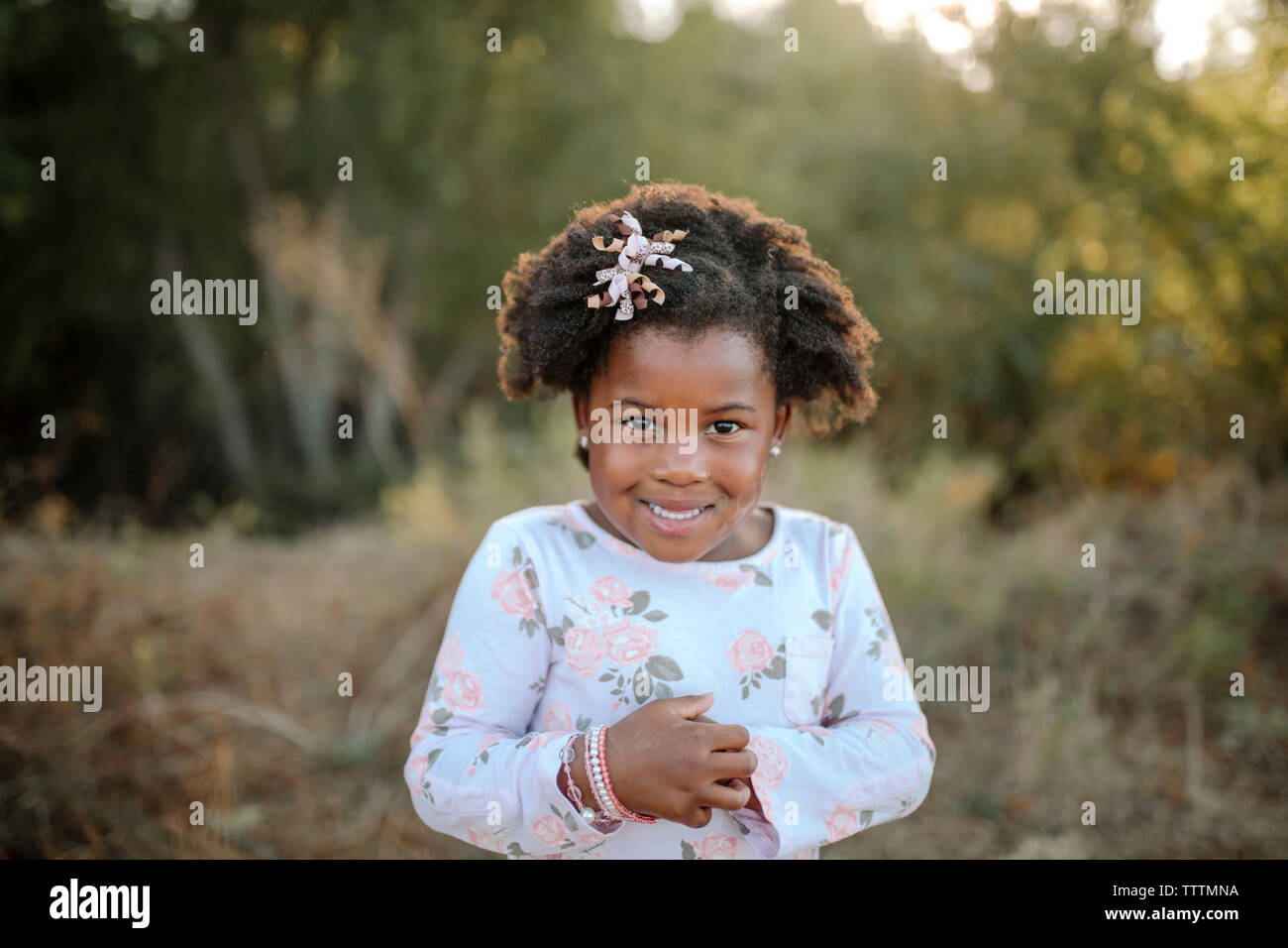 Girl with curly hair hi-res stock photography and images - Alamy