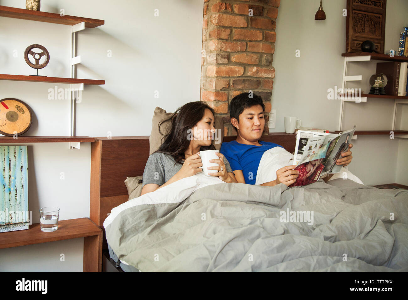 Husband and wife bed hires stock photography and images Alamy