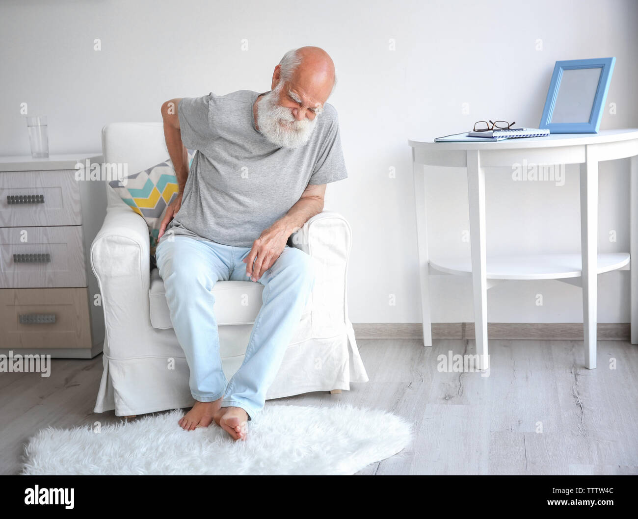 Sick old man trying hi-res stock photography and images - Alamy