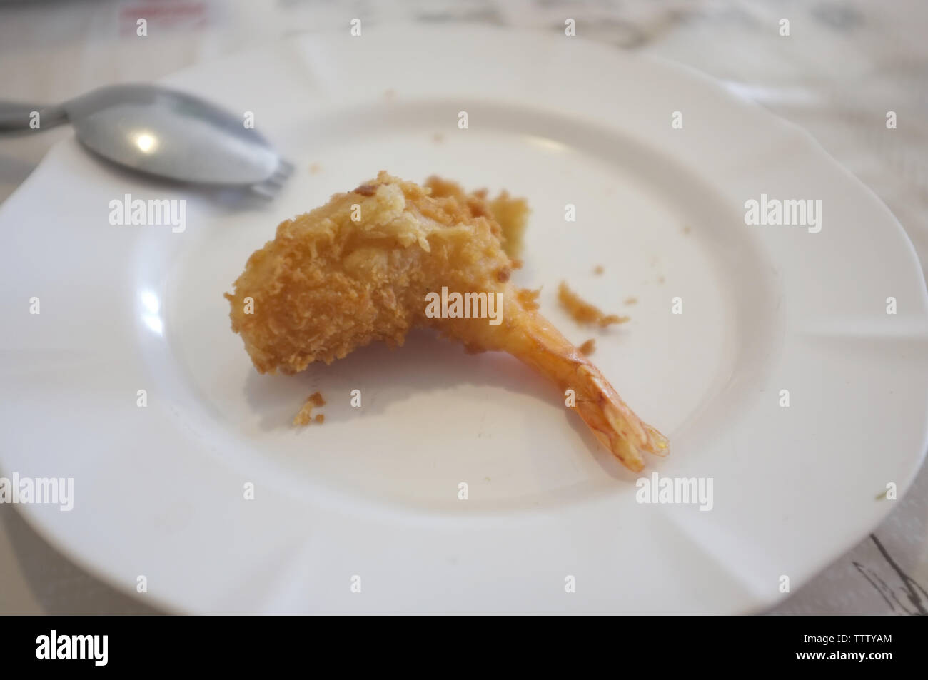 Prawn Tempura deep fried battered shrimp on white dish Stock Photo - Alamy
