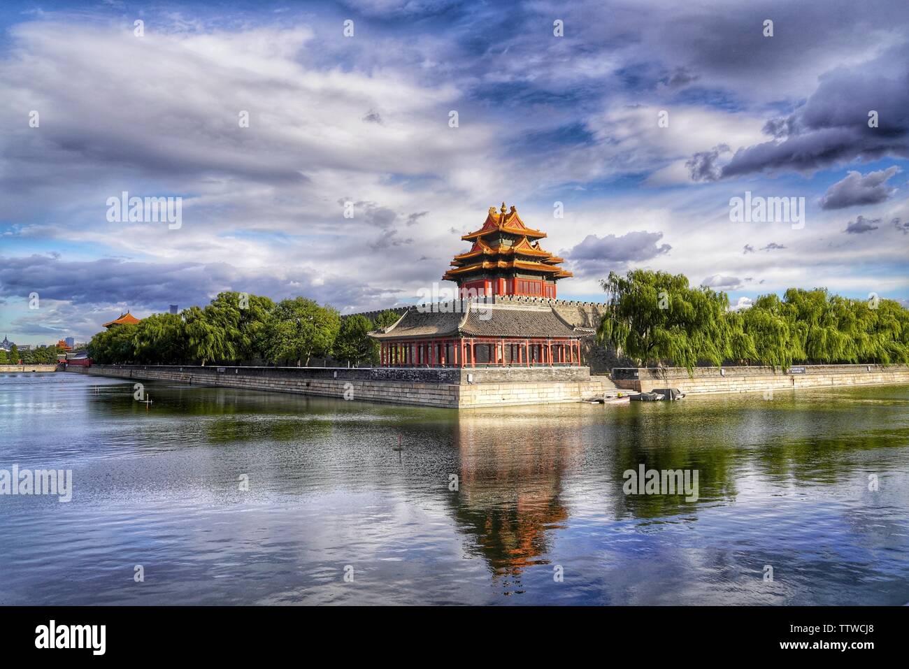 imperial palace tower Stock Photo Alamy