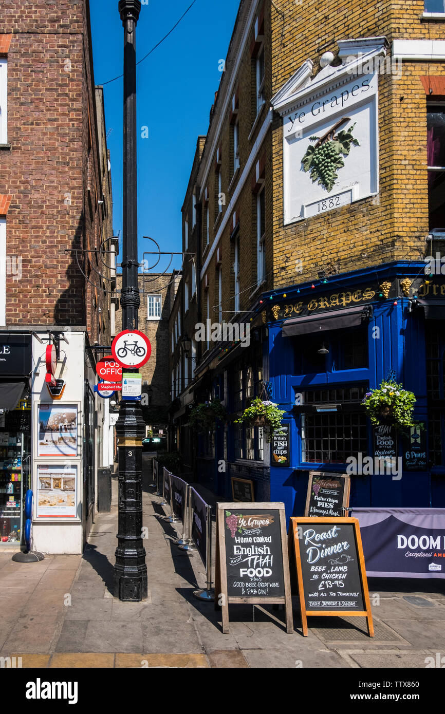 Mayfair shepherd market hires stock photography and images Alamy