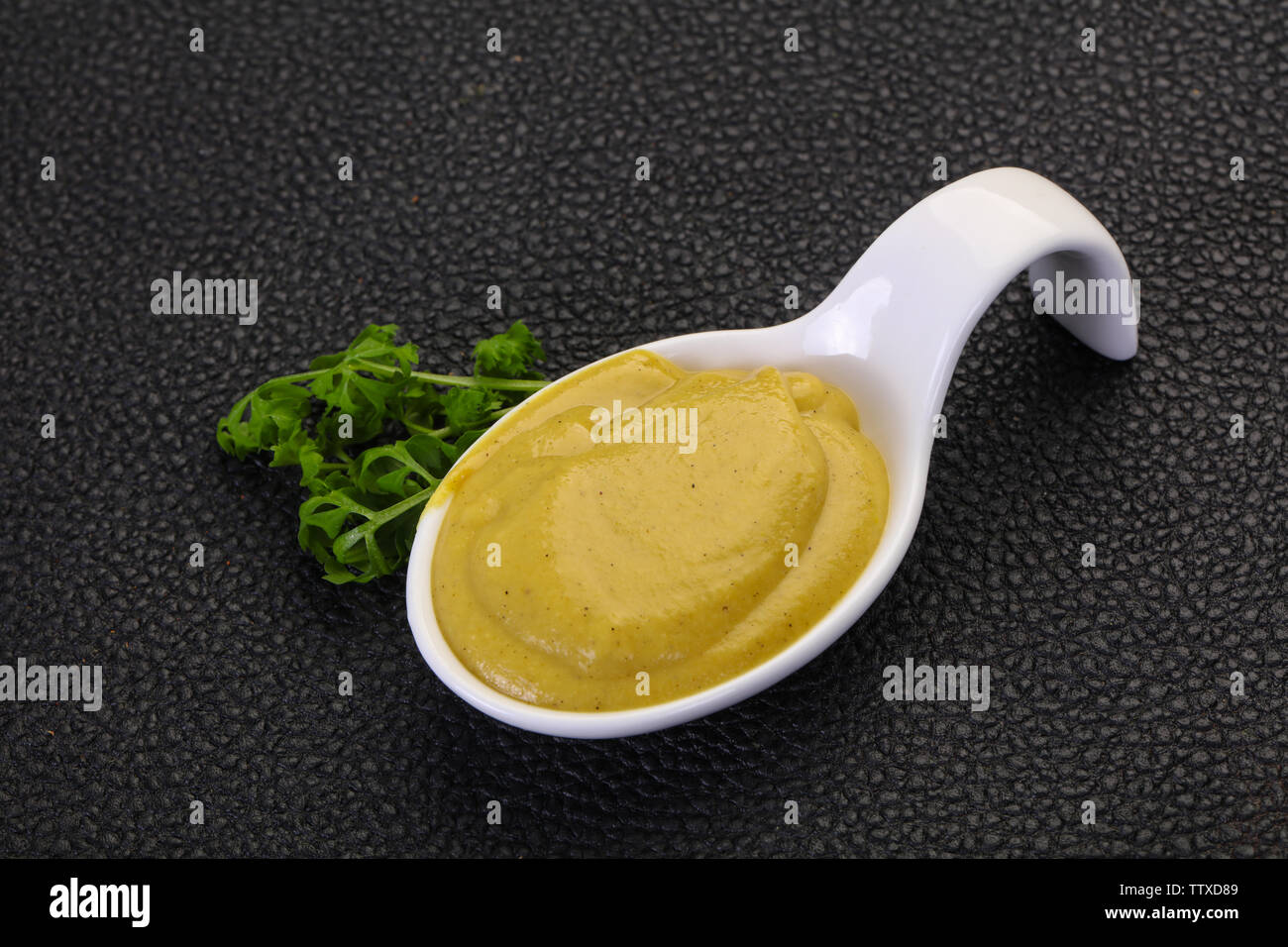 Smooth english mustard hi-res stock photography and images - Alamy