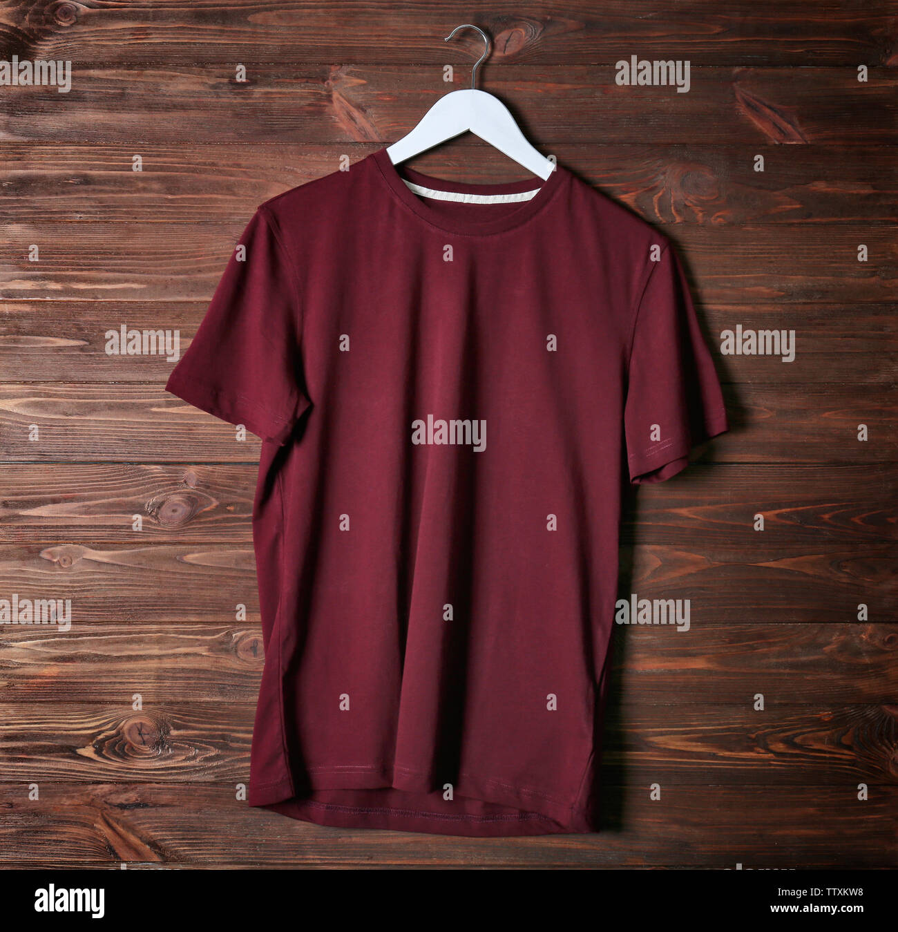 blank maroon t shirt