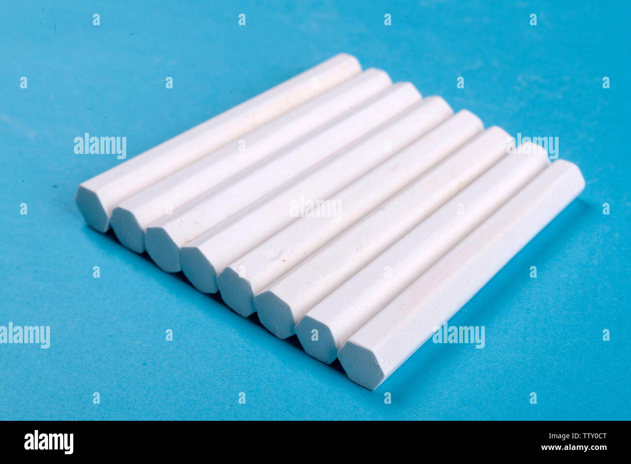 Dustless chalk hi-res stock photography and images - Alamy