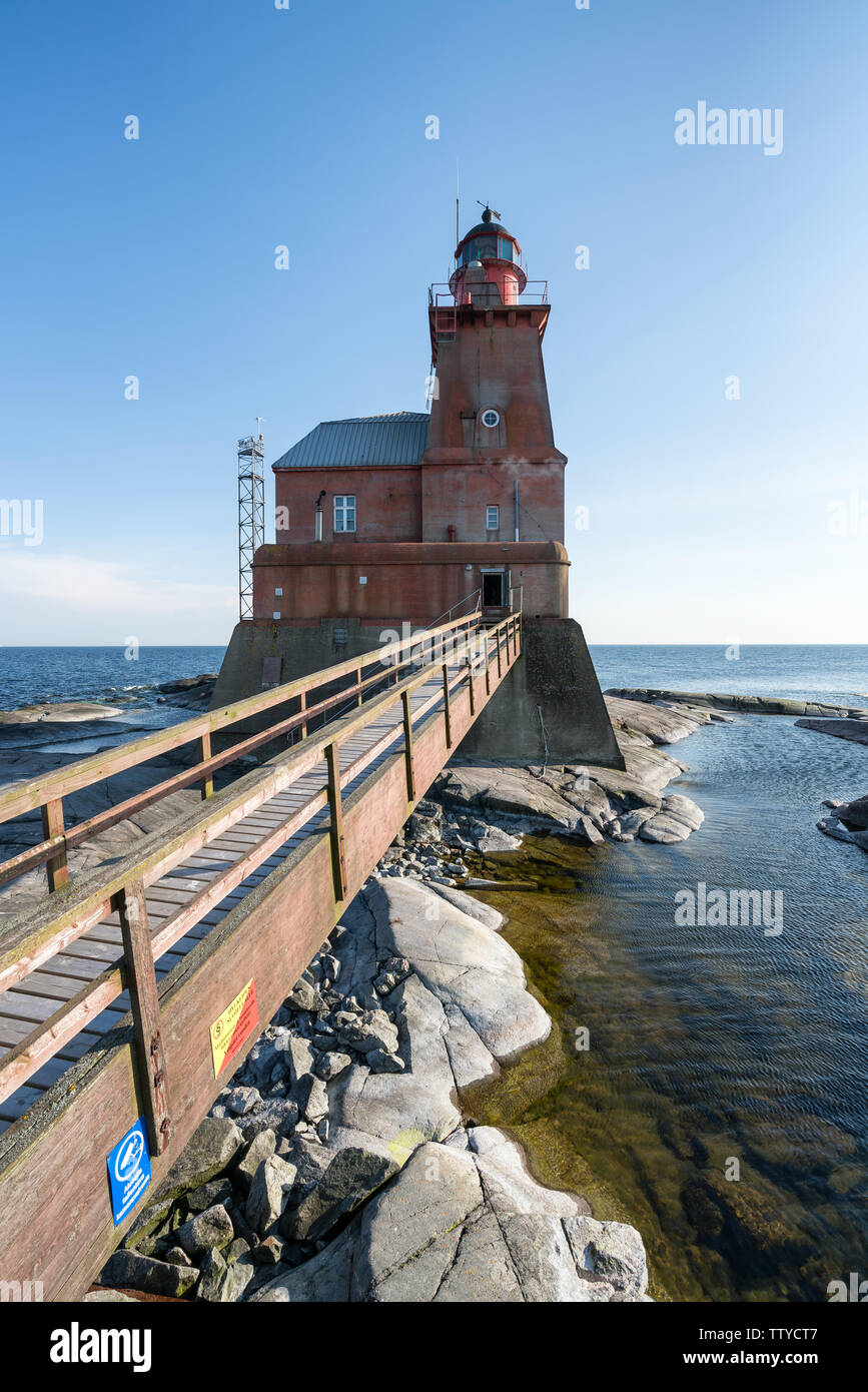 Kallbådan lighthouse, Kirkkonummi, Finland Stock Photo