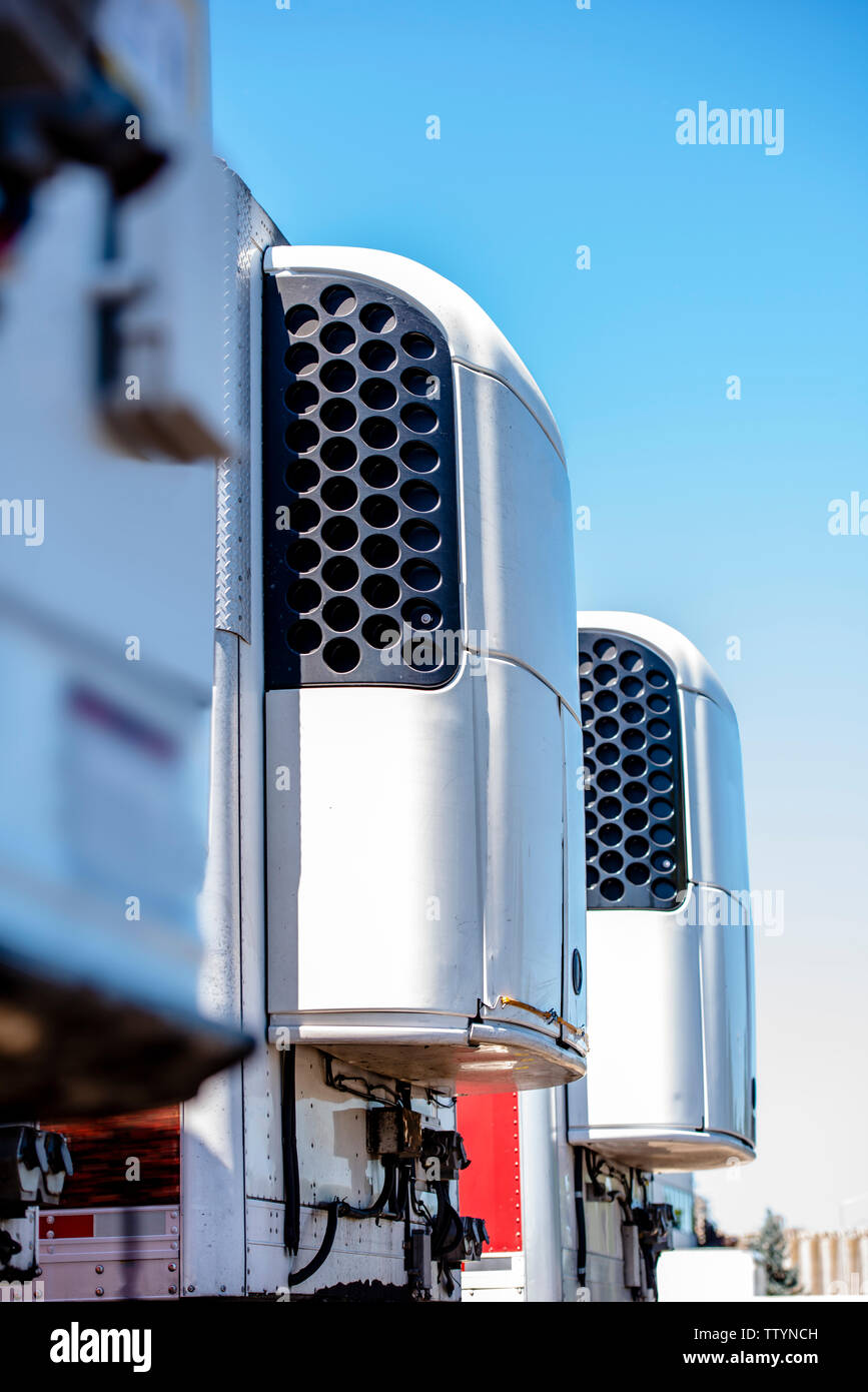 Refrigeration units for cooling the air inside the refrigerator semi