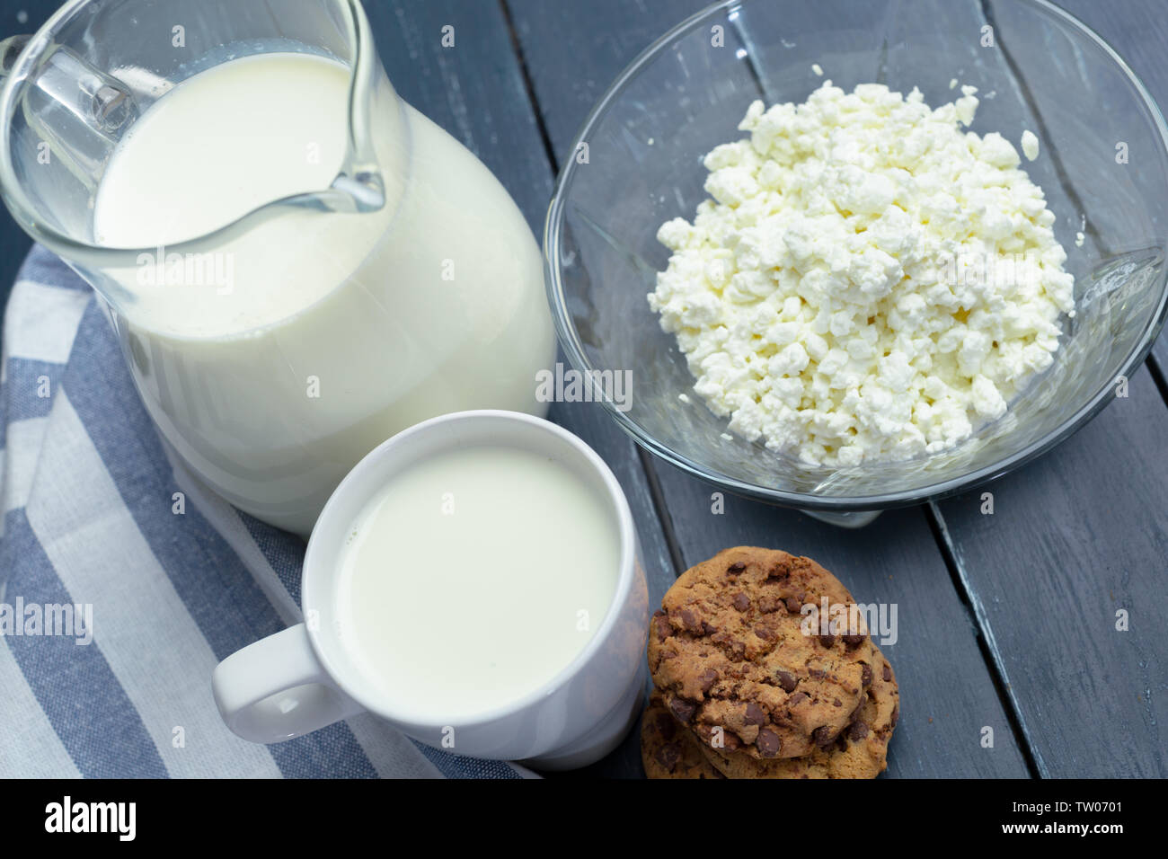 milk, cottage cheese dairy products Stock Photo Alamy
