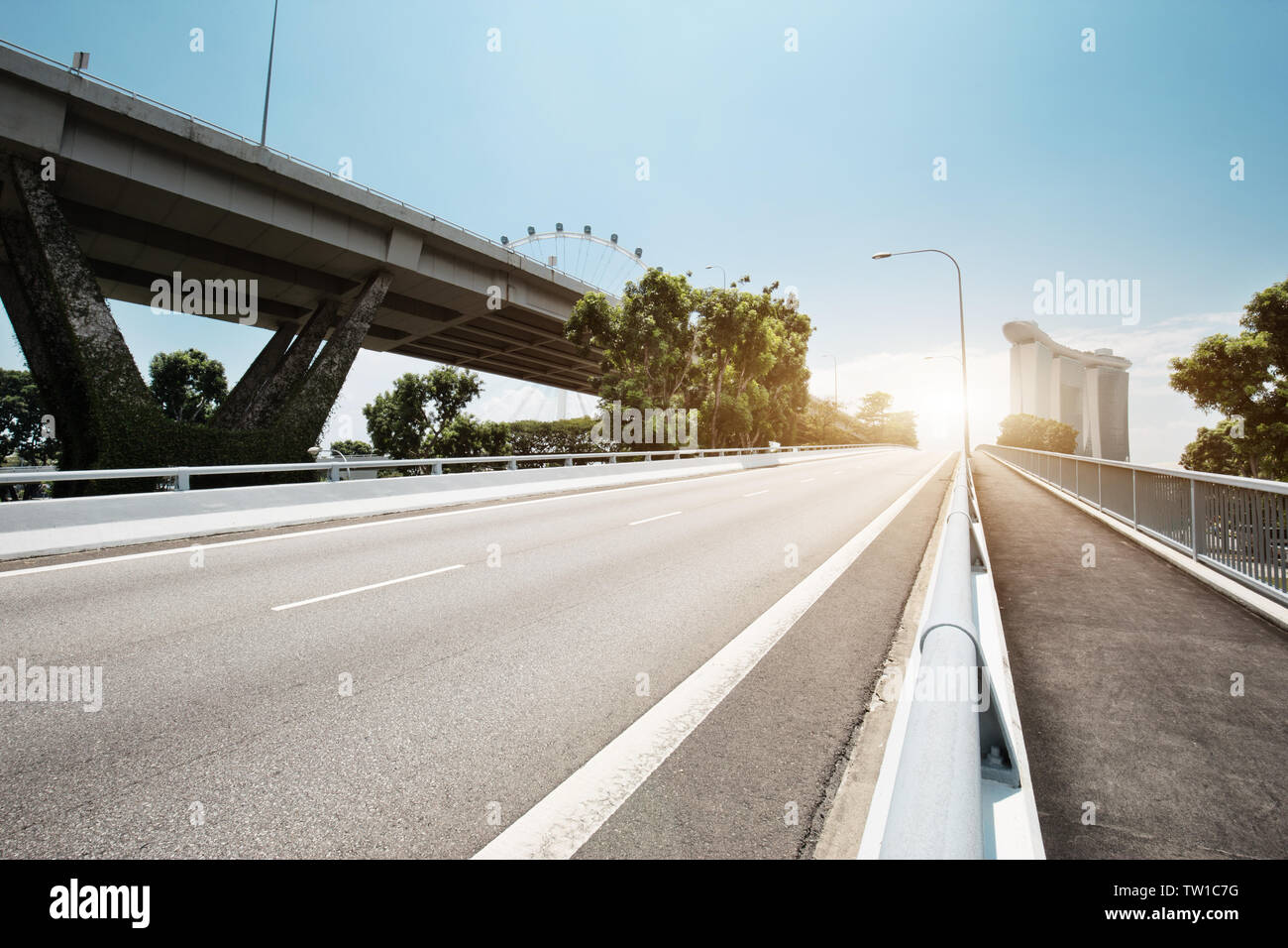 Empty road near elevated hi-res stock photography and images - Alamy