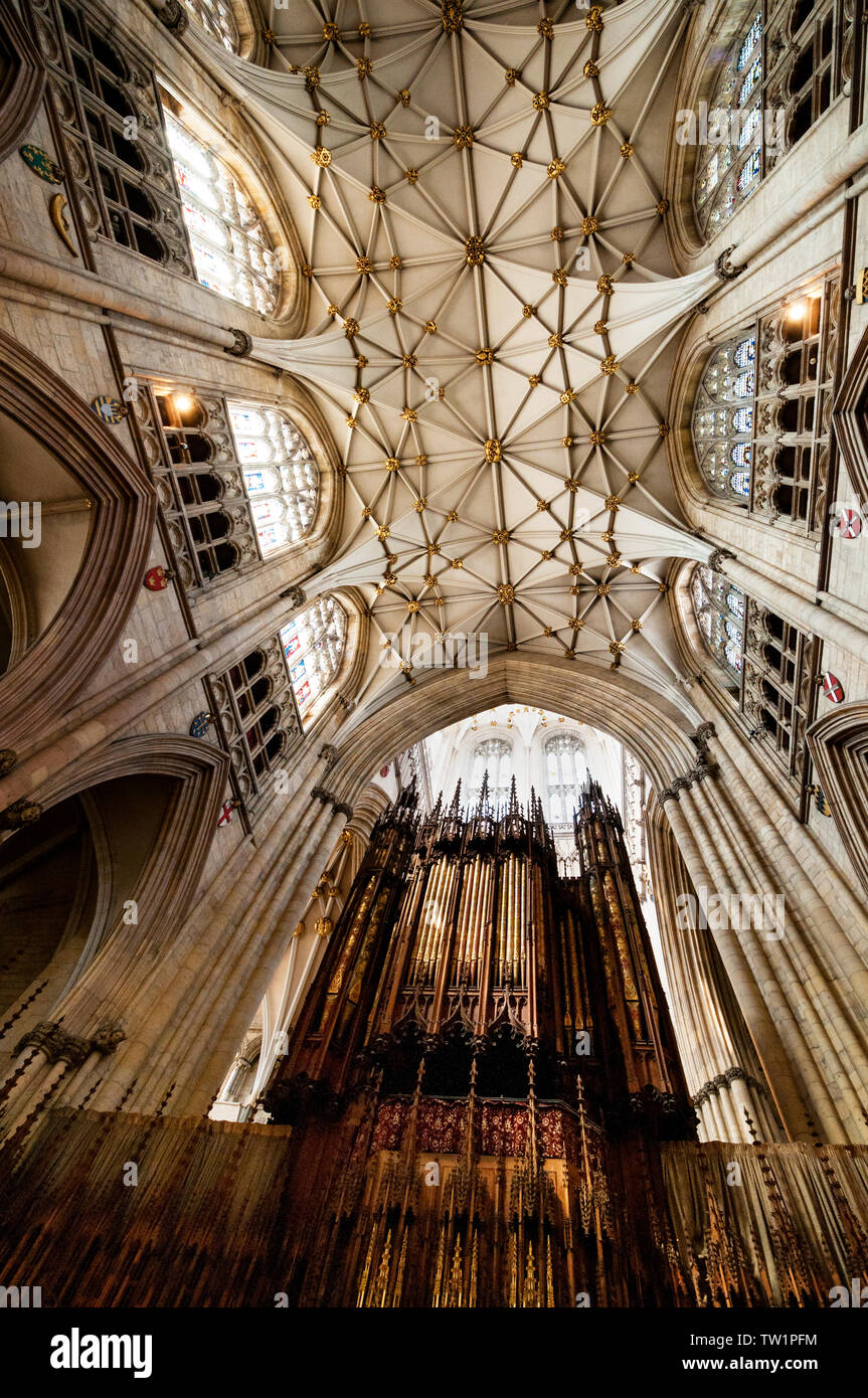 English Gothic Architecture Stock Photos & English Gothic Architecture