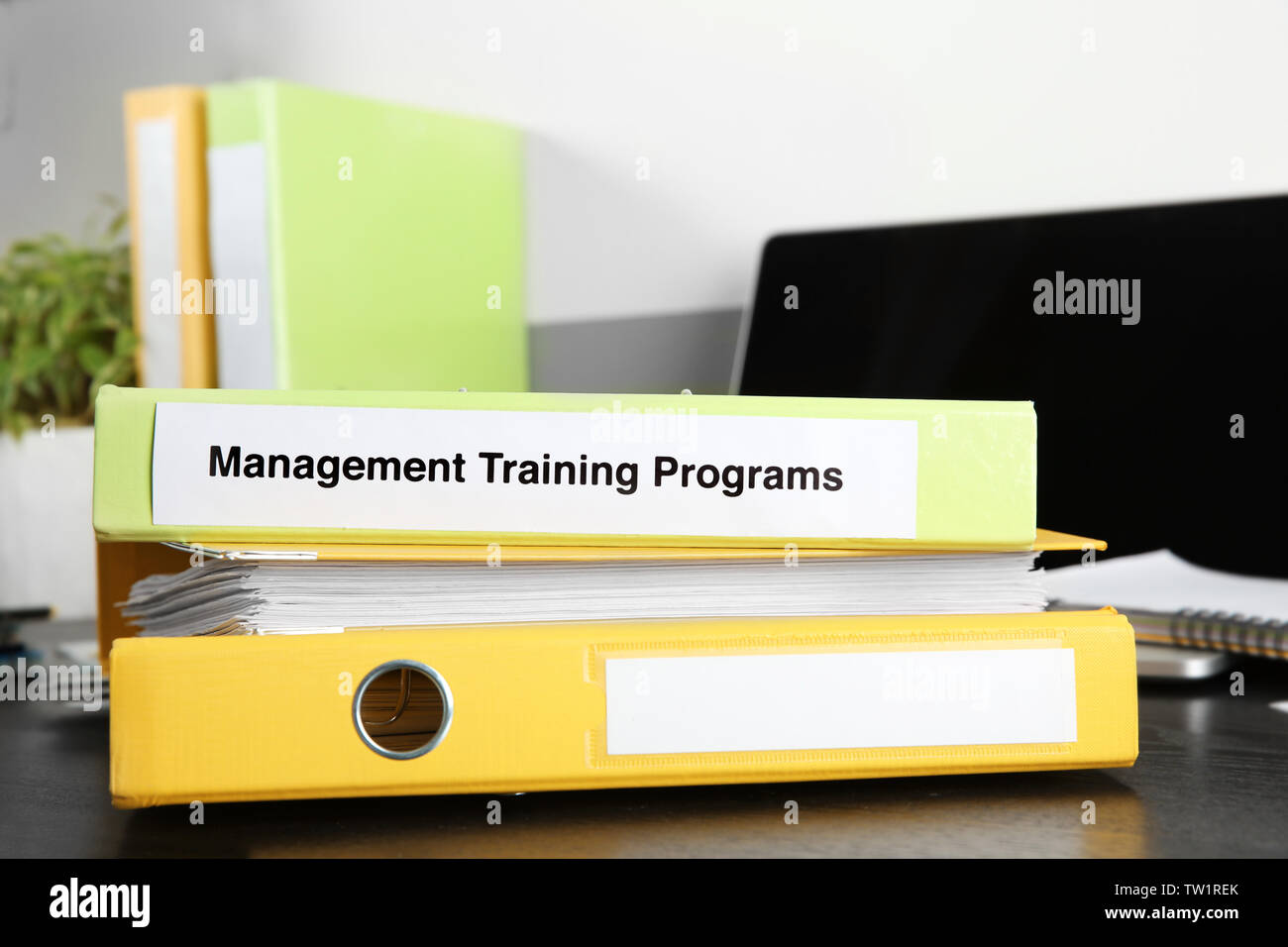 Training Guide Folder Proficiency training hi-res stock photography and images - Alamy
