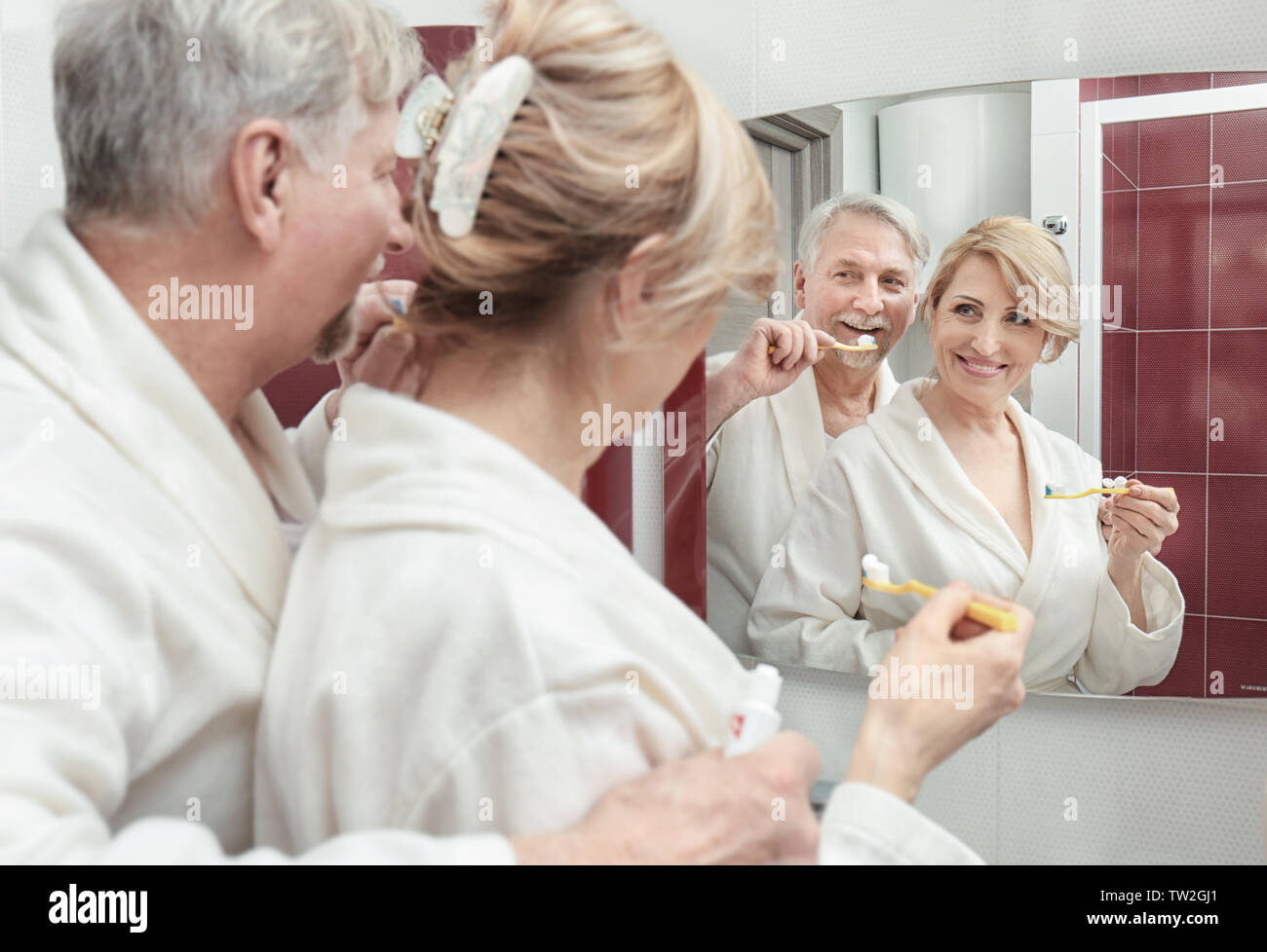 Teeth brushing elderly hires stock photography and images Alamy