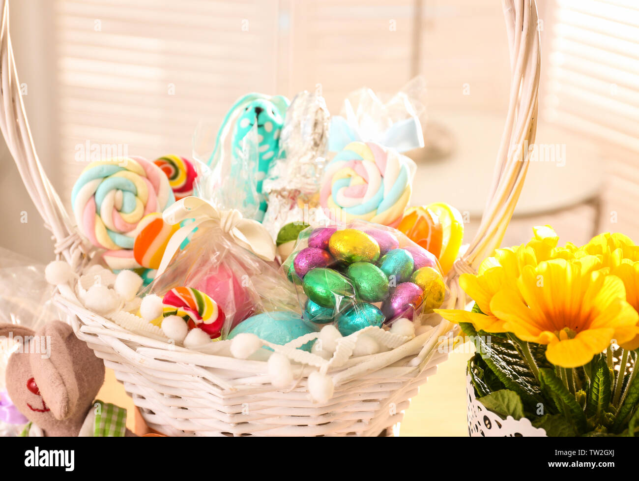 basket lollipops