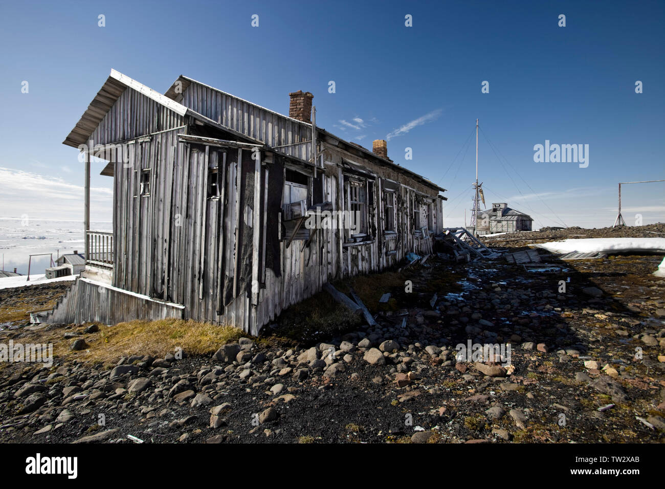 Sedova Station, Hooker Island, Franz Josef Land. Abandoned Russian base at Tikhaya Bukhta. Named after Russian Georgiy Sedov, who wintered here. Stock Photo