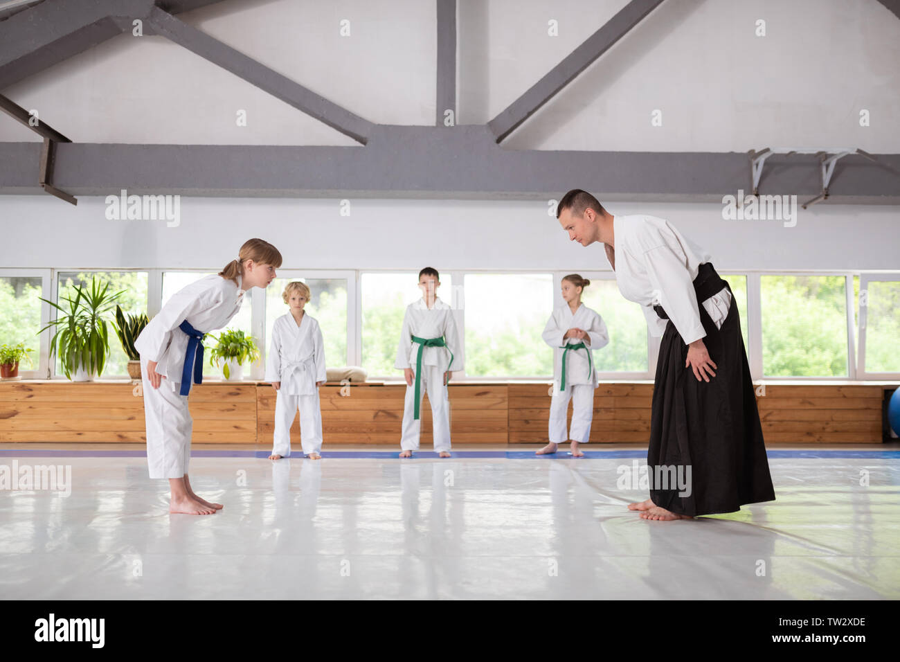 Martial arts bow hires stock photography and images Alamy