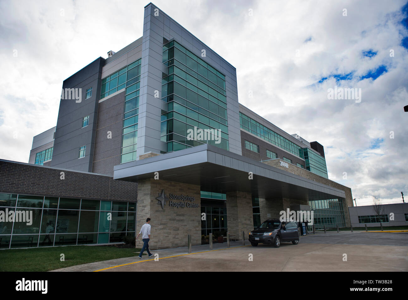 UNITED STATES - December 14, 2015: Stone Springs Hospital is Loudoun CountyÕs newest hospital opening its doors on December 7th. The new 234,000 squar Stock Photo