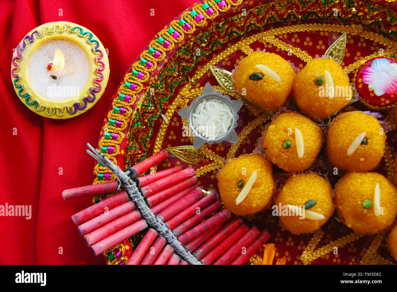 Close up of a diwali pooja thali Stock Photo Alamy