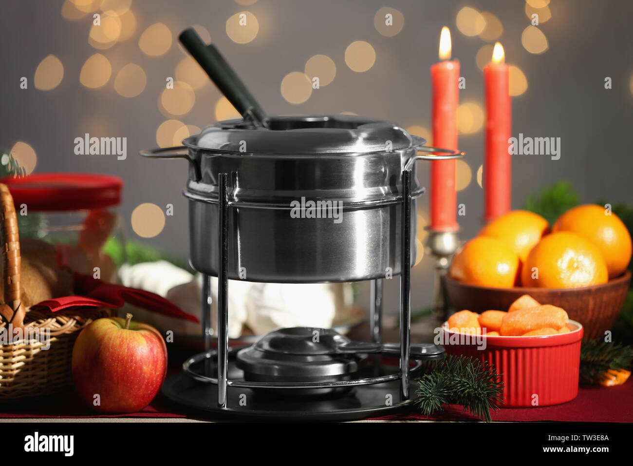 Apple cheese fondue hires stock photography and images Alamy