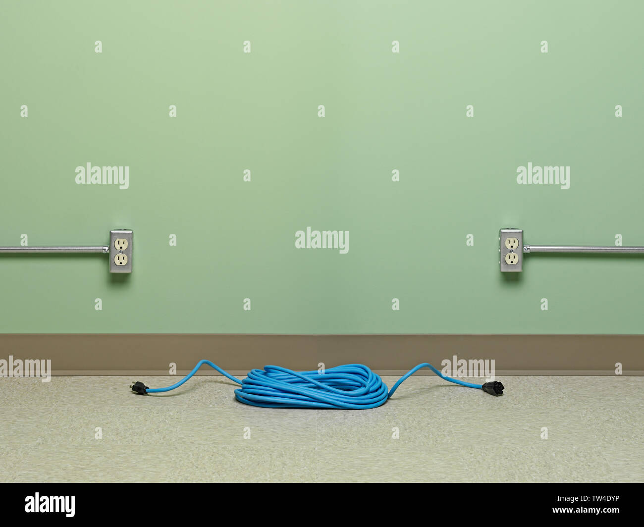 Extension cord hires stock photography and images Alamy