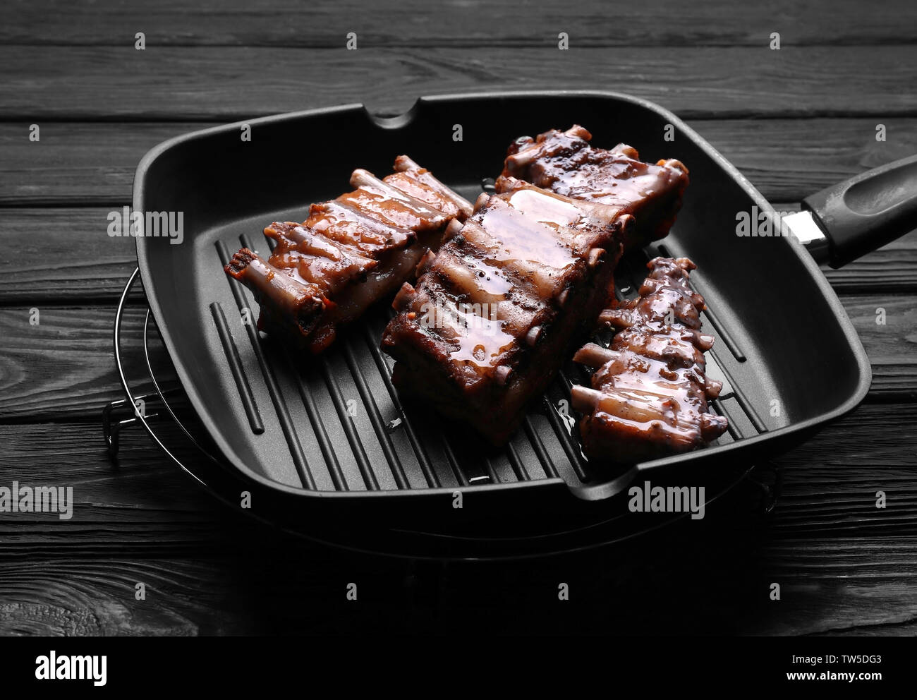 Tasty ribs hi-res stock photography and images - Alamy