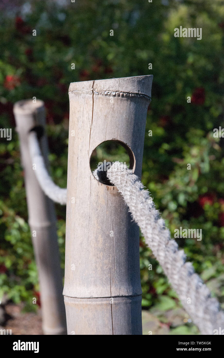Rope fence hi-res stock photography and images - Page 2 - Alamy