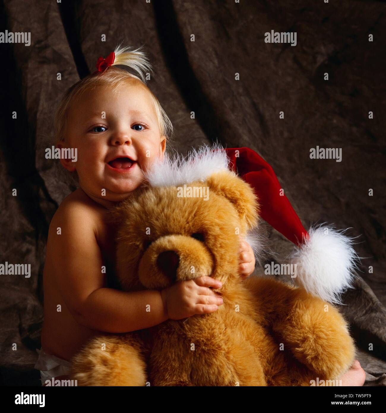 Asian baby teddy bear hi-res stock photography and images - Alamy