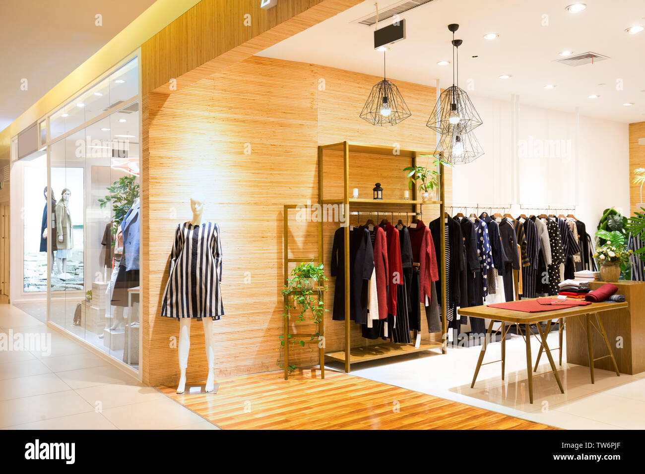 Luxurious Malls High Resolution Stock Photography and Images - Alamy